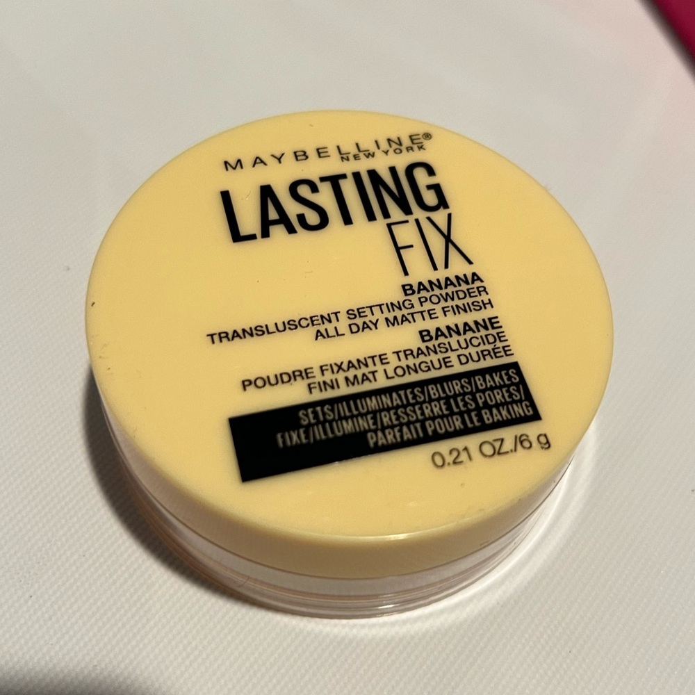 Maybelline banana powder